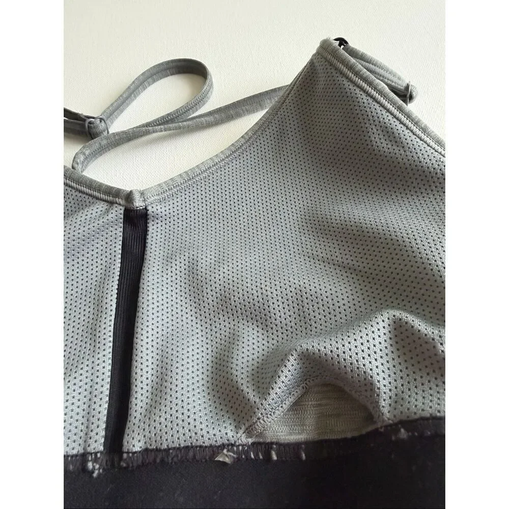 Nike Women's Indy V-Neck Dri-FIT Light Support Sports Bra CZ4456-084 Medium